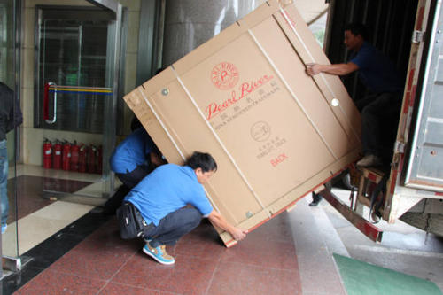 甘谷钢琴贵重工艺品无忧运
